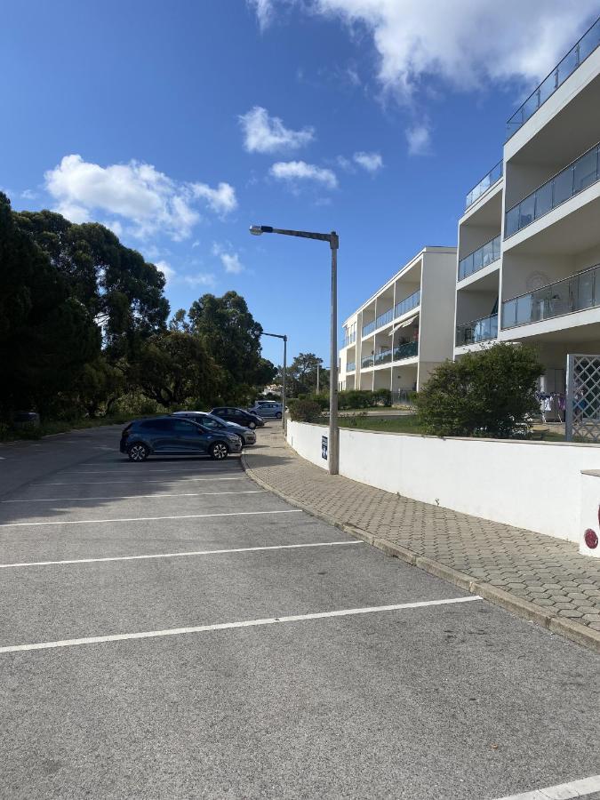 Charmant Appartement A 1Km De La Plage, Avec Piscine A Albufeira Esterno foto