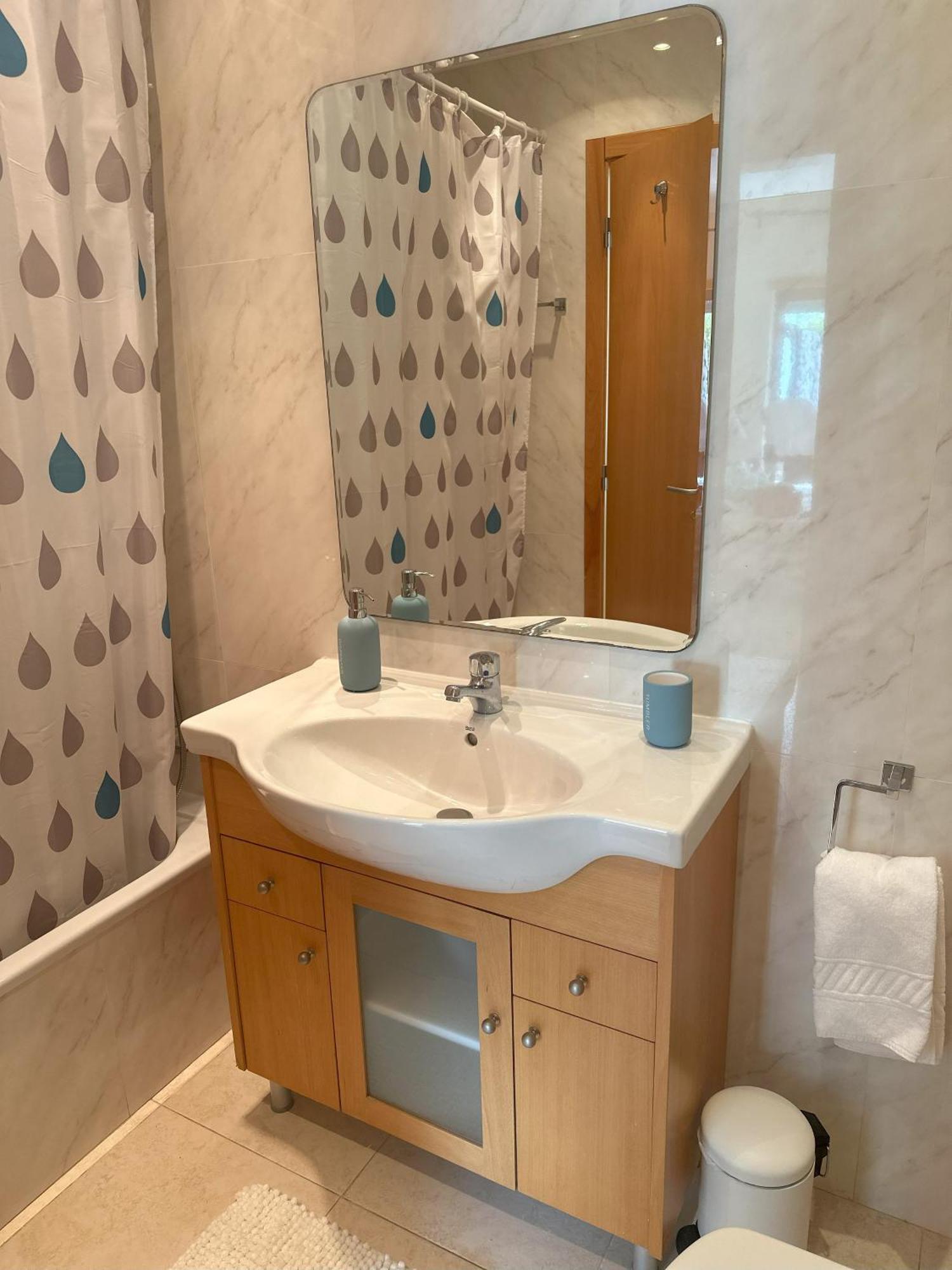 Charmant Appartement A 1Km De La Plage, Avec Piscine A Albufeira Esterno foto